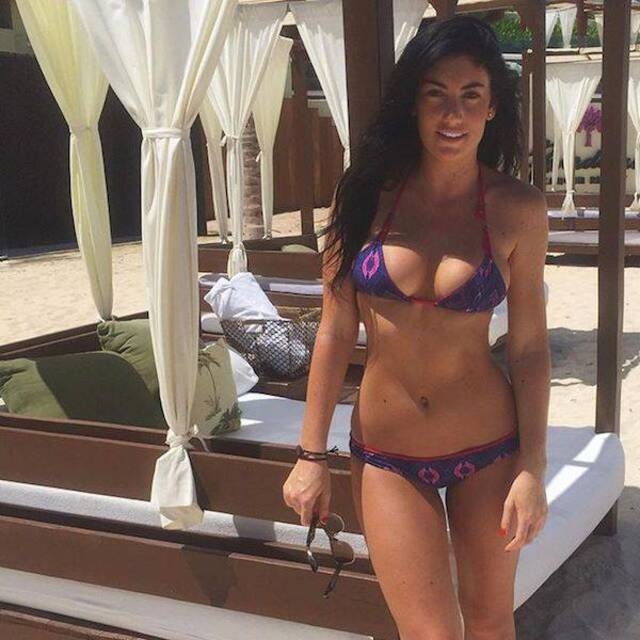 bikinigirls141_042