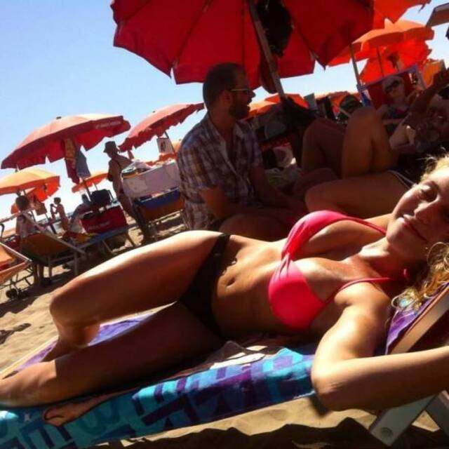 bikinigirls141_073