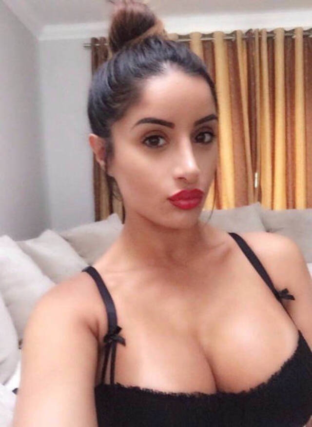busty258_053