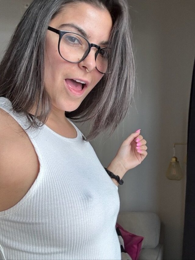 girlswithglasses50_027