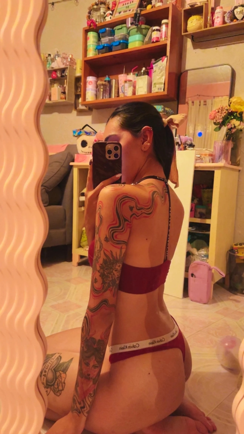 tattoogirls29_007