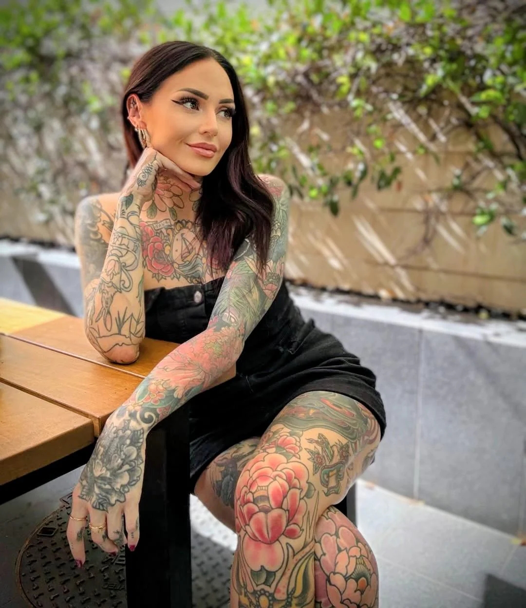 tattoogirls31_083