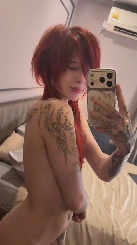 tattoogirls31_099