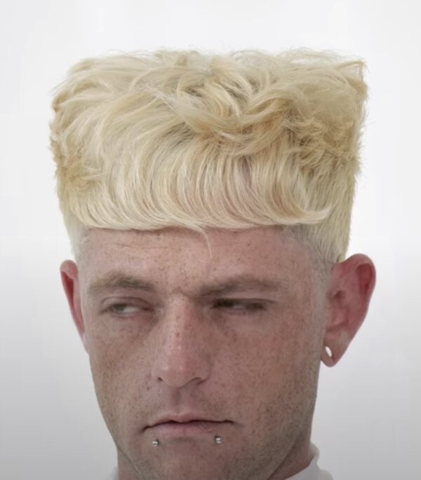 weirdhair132_032