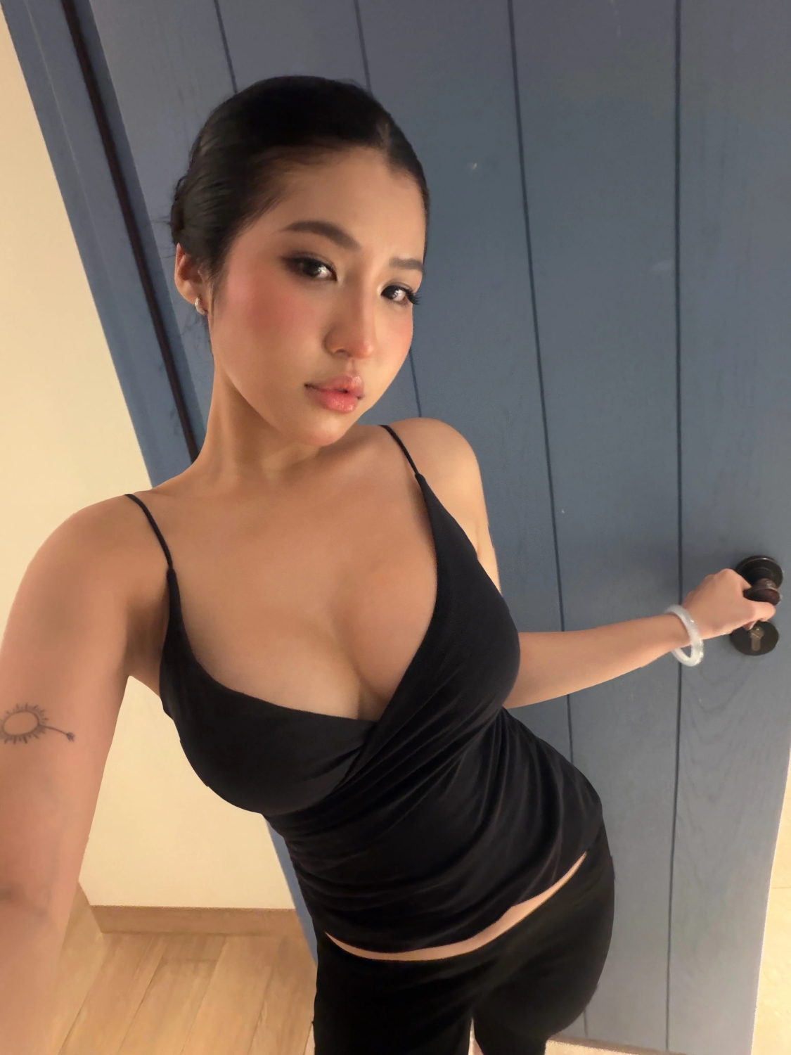 asiangirls65_073