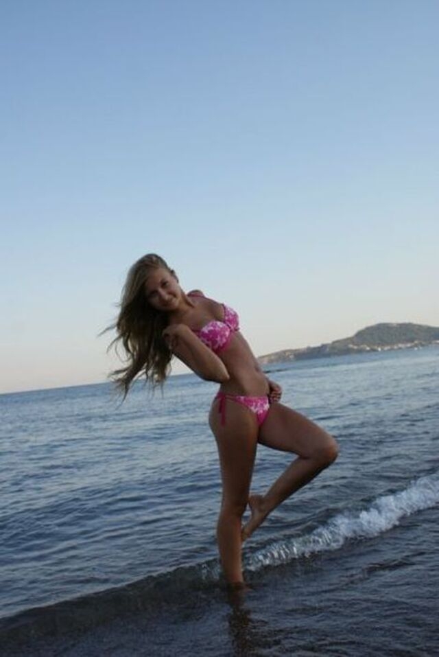bikinigirls145_056