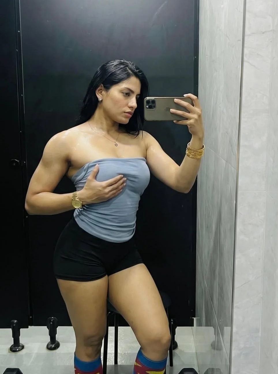 fitnessgirls33_013