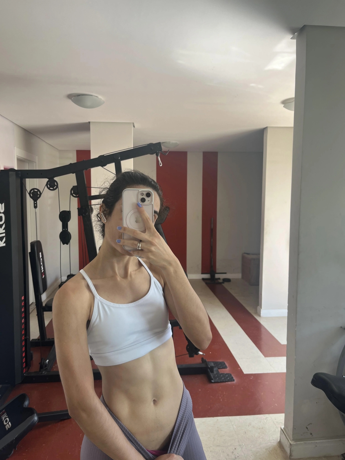 fitnessgirls33_022