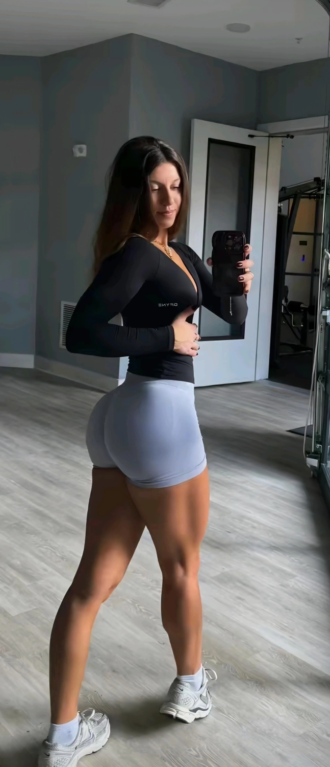 fitnessgirls33_033