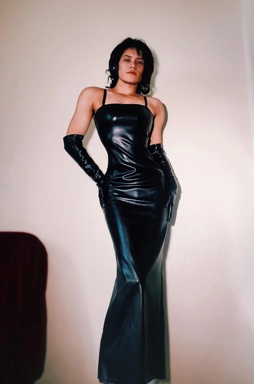 girlsinlatexleather41_036