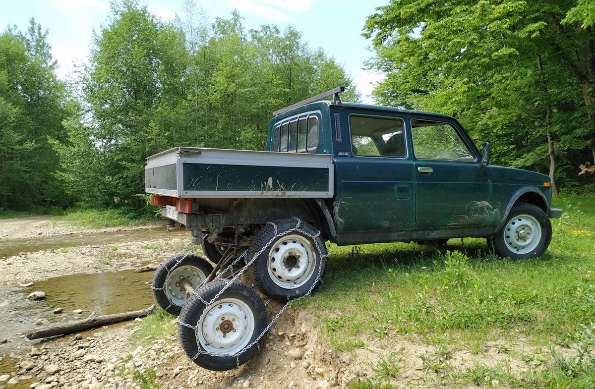 strangecars122_005