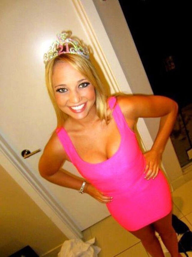 tightdresses112_023