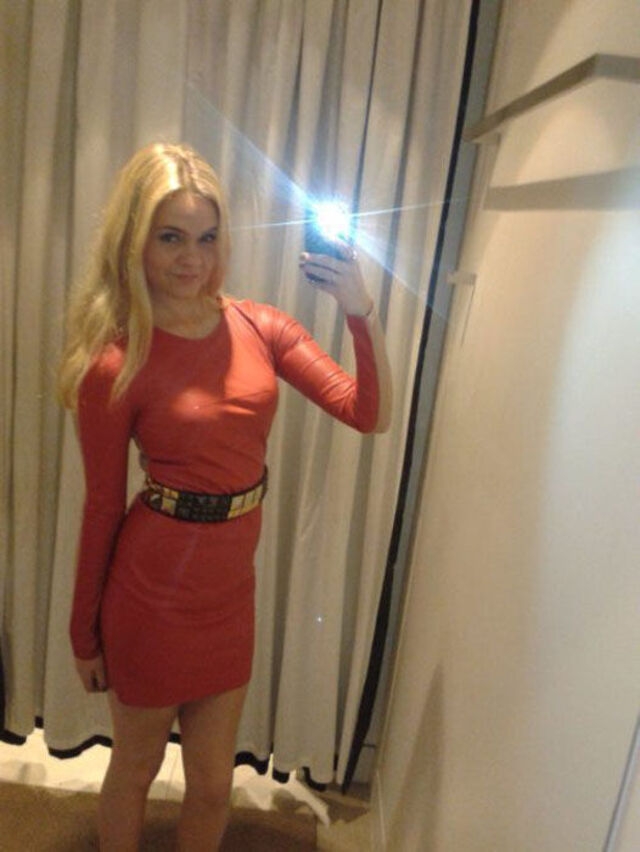 tightdresses112_024