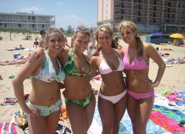 bikinigirls146_041