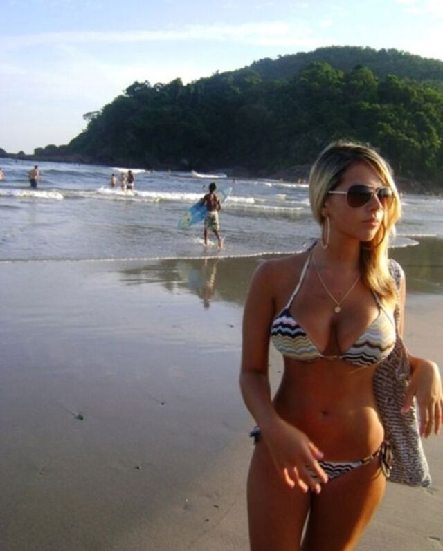 bikinigirls147_013