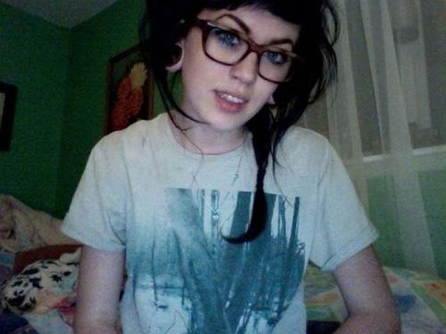 girlswithglasses51_038
