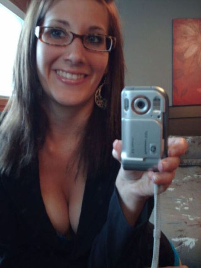 girlswithglasses52_014