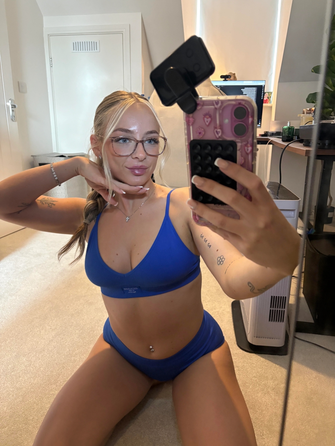 selfies102_043