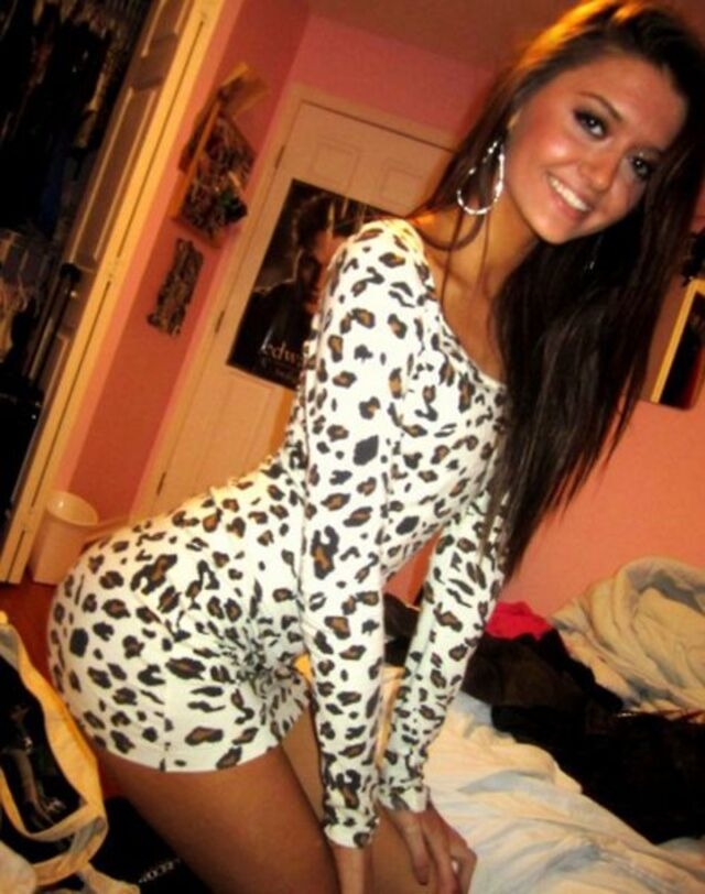 tightdresses113_004